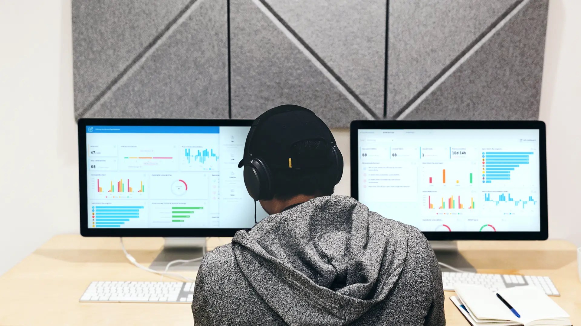 Next Gen Vulnerability Management - Premium Geometric Photo Gallery - Retina